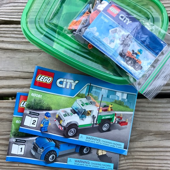 100% COMPLETE Lot 2 LEGO City Vehicles 60081 Tow Truck Town Sets 30360 Ice Saw - Picture 7 of 10